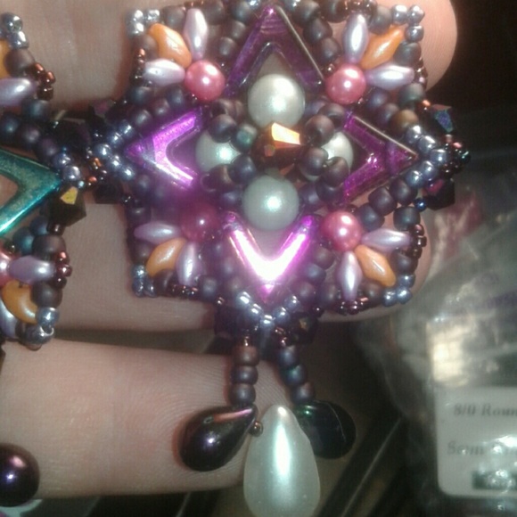 Eva earrings - Picture 3 of 4